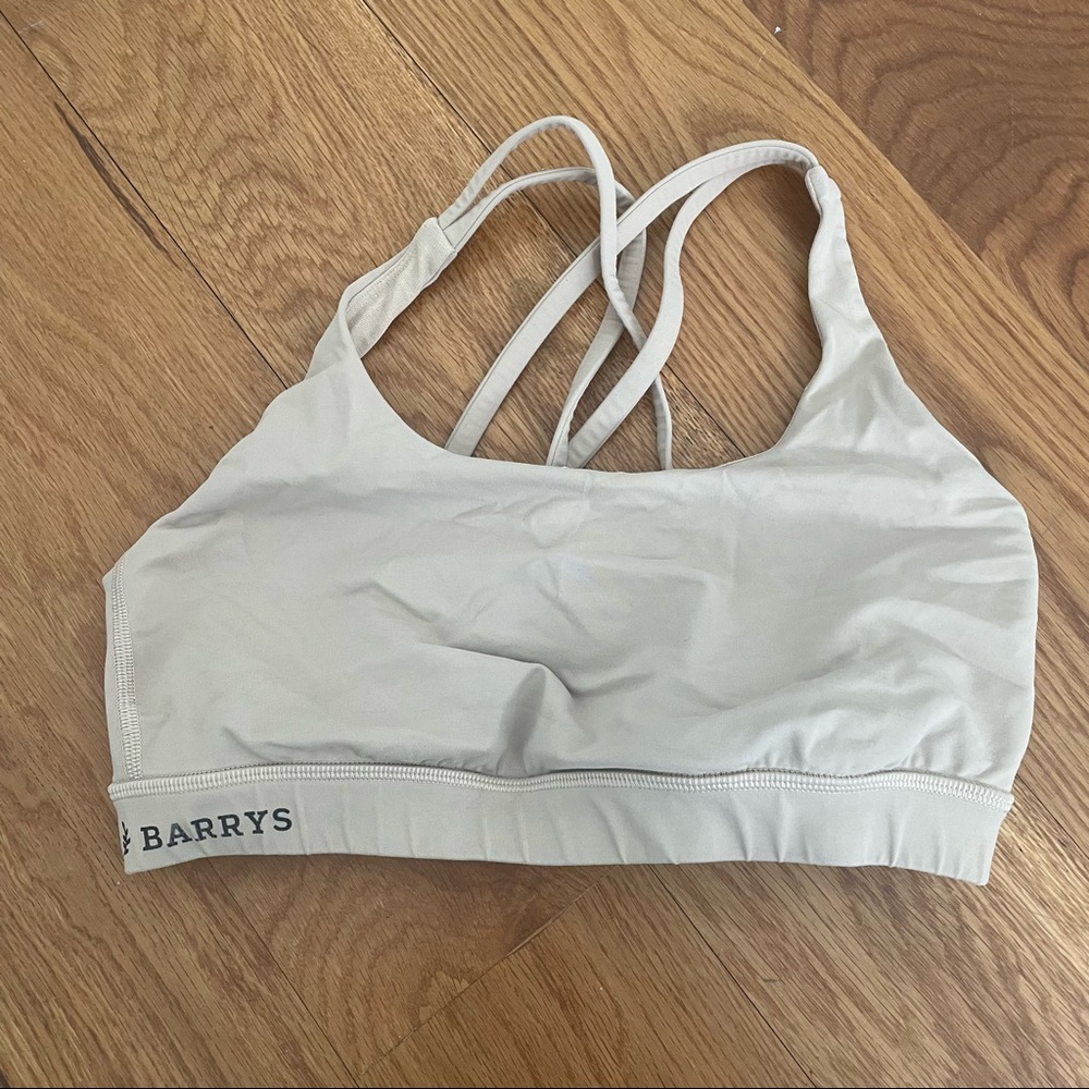 Tan Barry’s x Lulu Energy Bra